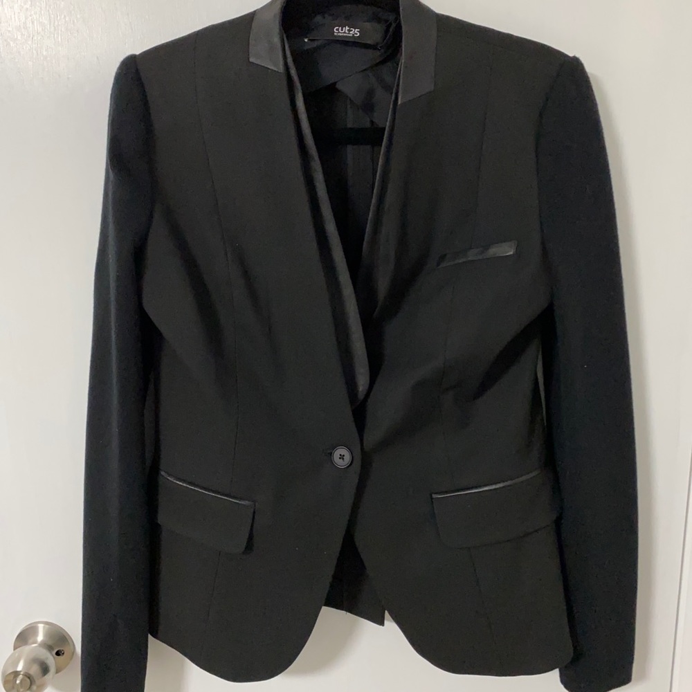 Cut25 by Yigal Azrouel Blazer Size 8 NWT